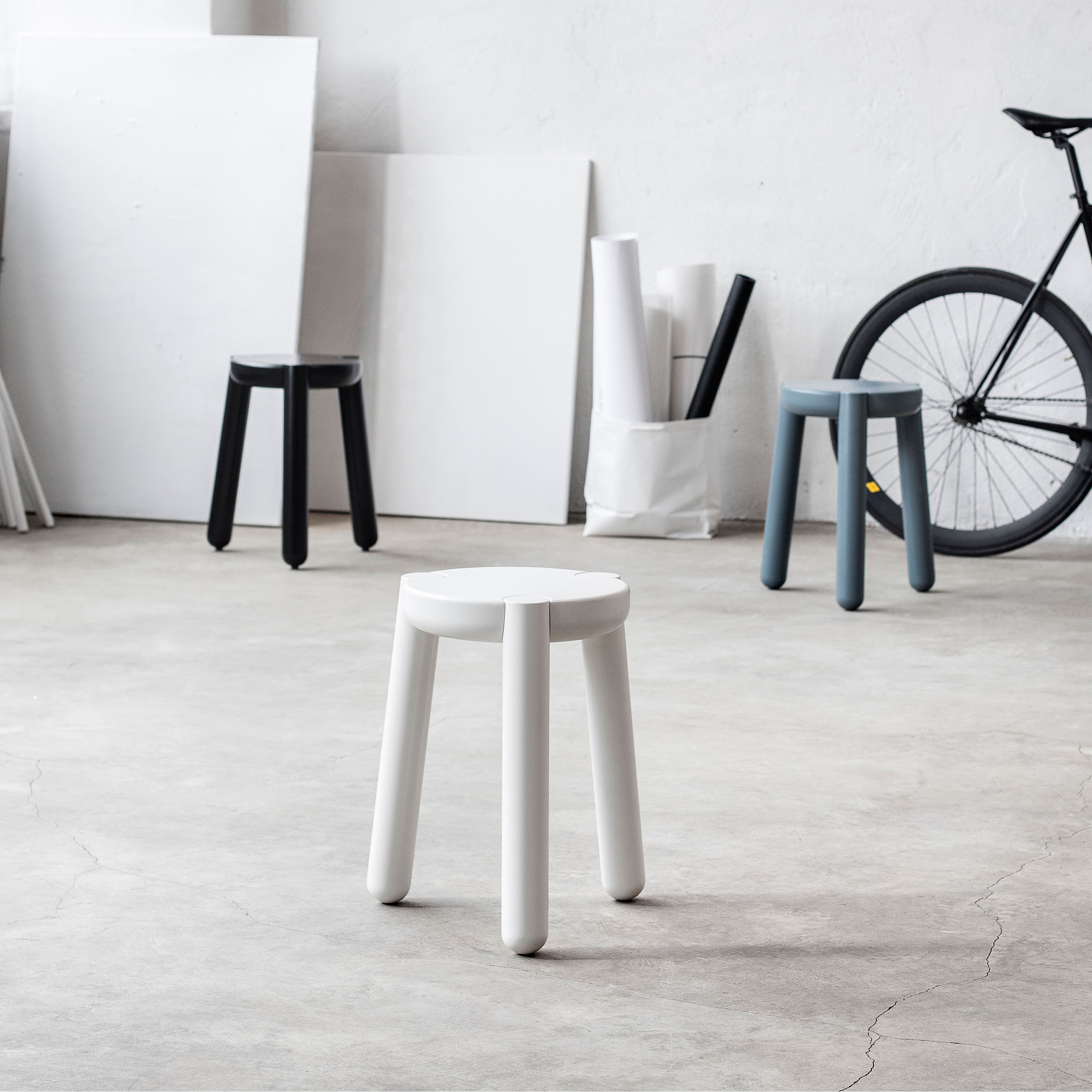 [욧욧 jot.jot] 예이 스툴 YAY STOOL - white